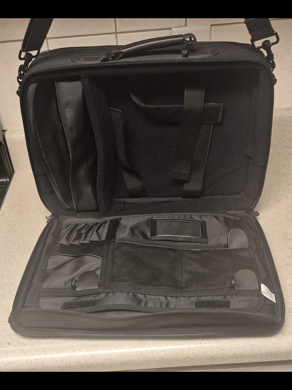 Black Laptop Messenger Bag - Dell